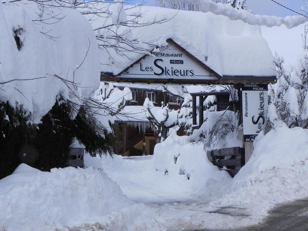 Le Sappey-en-Chartreuse Hotel Des Skieurs מראה חיצוני תמונה